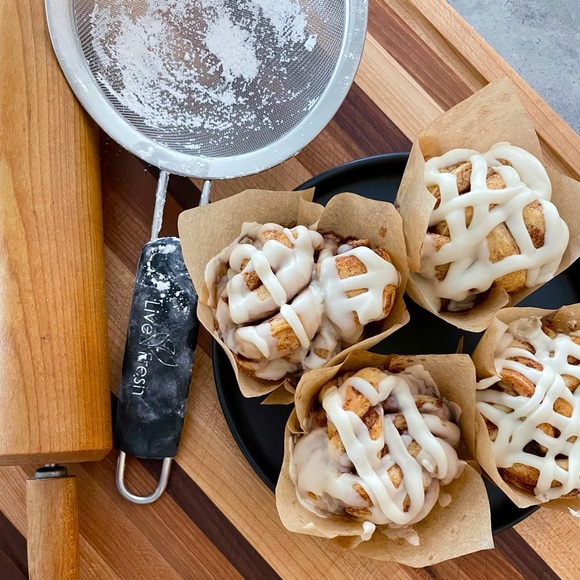 Meet your Posher - Picture 6 of 6